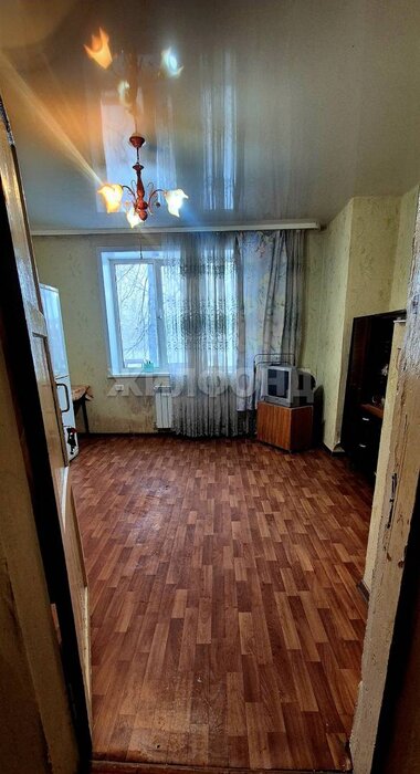 г. Нижний Тагил, ул. Кузнецкого, 23 (городской округ Нижний Тагил) - фото комнаты (2)