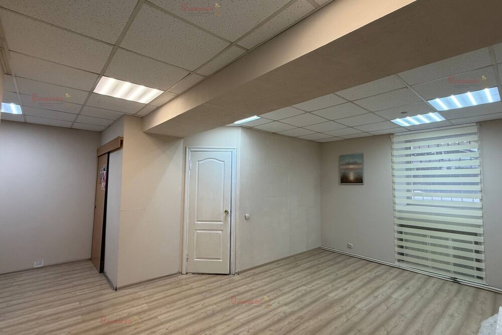 Екатеринбург, ул. Челюскинцев, 64 А (Центр) - фото офисного помещения (5)