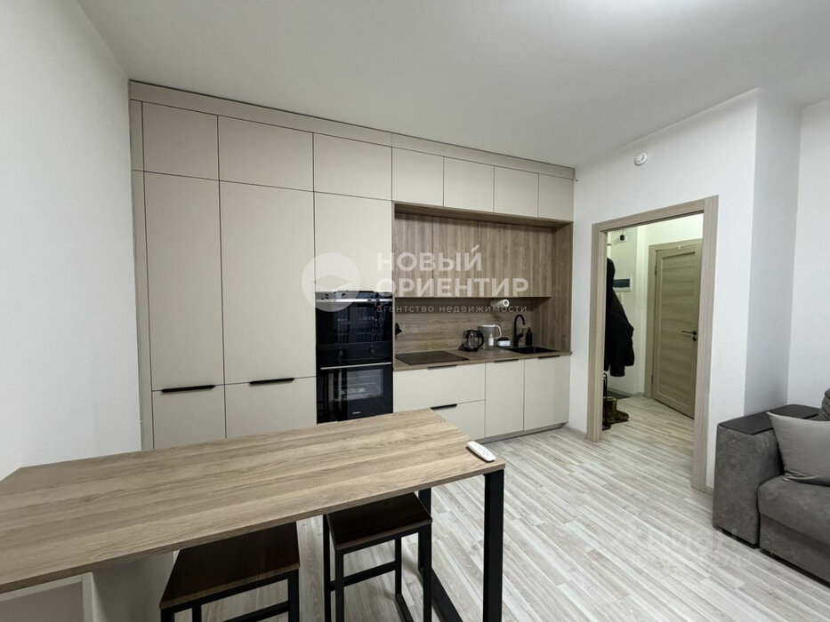 Екатеринбург, ул. Космонавтов, 26А (Эльмаш) - фото квартиры (1)