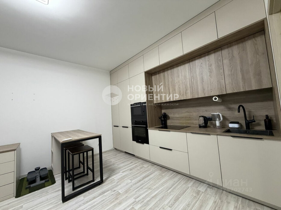 Екатеринбург, ул. Космонавтов, 26А (Эльмаш) - фото квартиры (2)