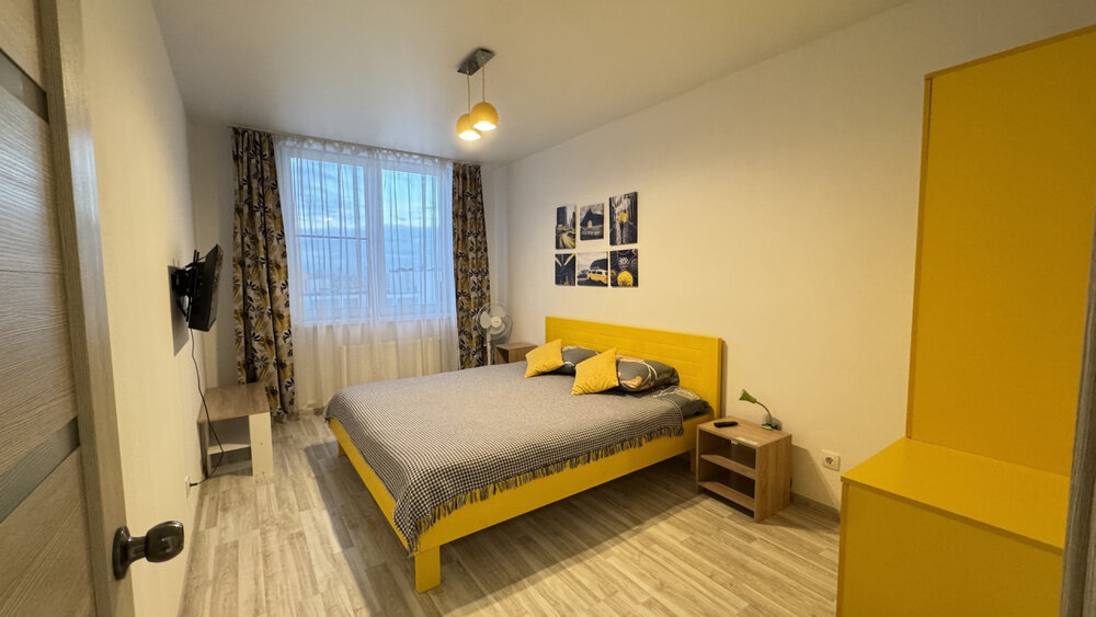 Екатеринбург, ул. Крауля, 170 (ВИЗ) - фото квартиры (1)