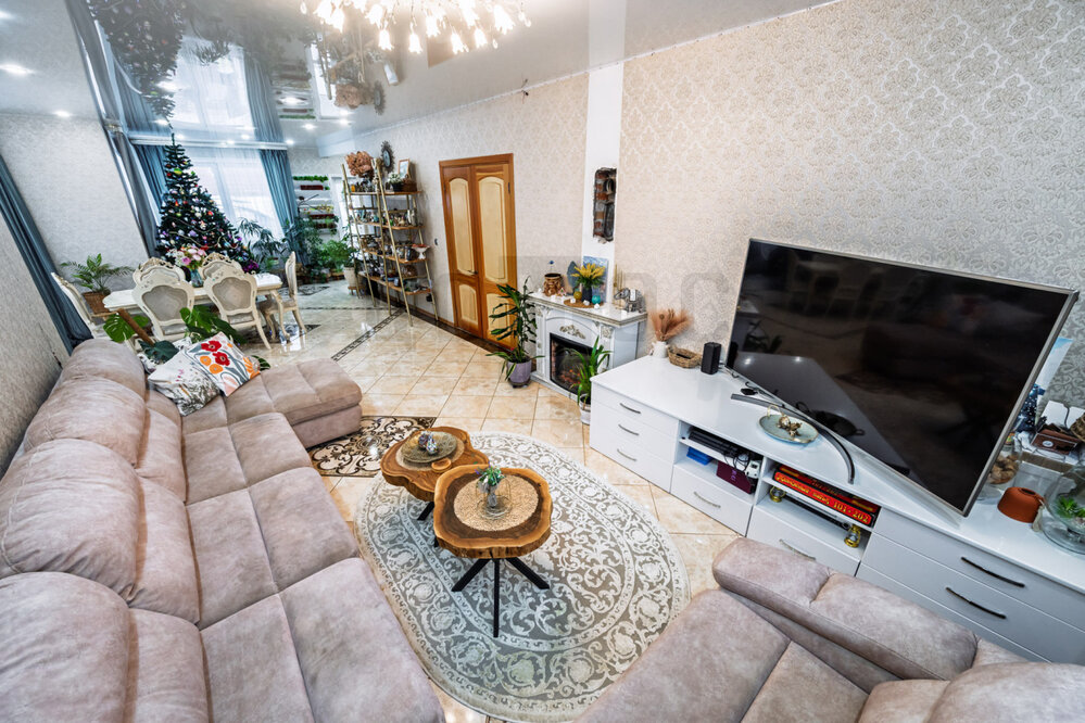 г. Асбест, ул. Майская, 25 (городской округ Асбестовский) - фото дома (7)