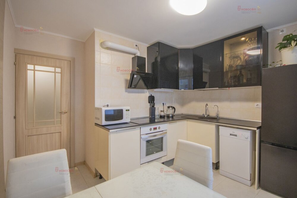 Екатеринбург, ул. Дружининская, 5/б (Старая Сортировка) - фото квартиры (4)