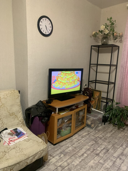 Екатеринбург, ул. Куйбышева, 112А (Шарташский рынок) - фото комнаты (4)