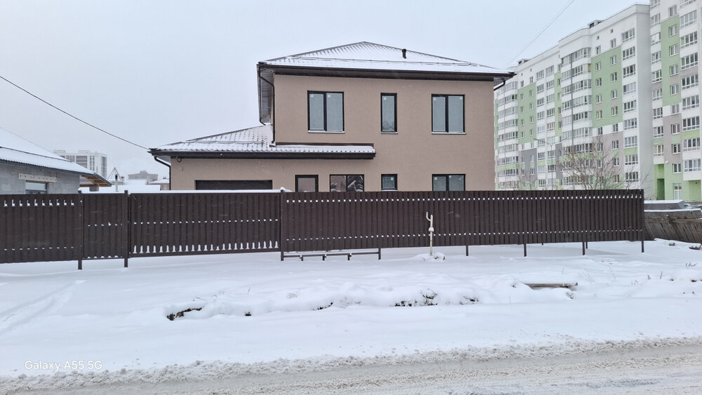 г. Верхняя Пышма, ул. Калинина, 21 (городской округ Верхняя Пышма) - фото коттеджа (1)