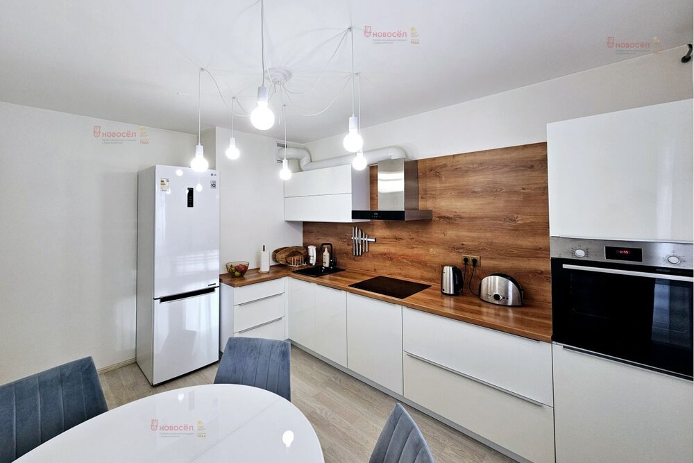 Екатеринбург, ул. Латвийская, 56 (Компрессорный) - фото квартиры (4)