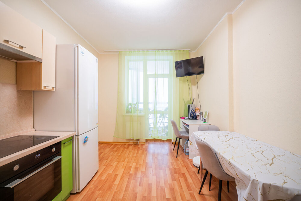 Екатеринбург, ул. 8 Марта, 188 (Центр) - фото квартиры (1)