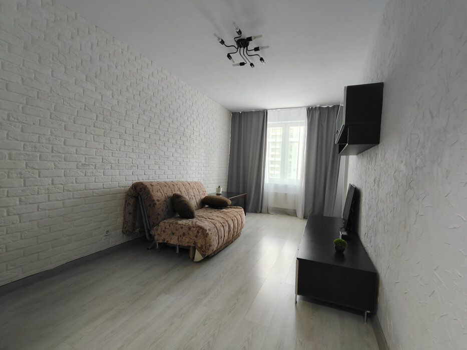 Екатеринбург, ул. Вильгельма де Геннина, 42 (Академический) - фото квартиры (3)