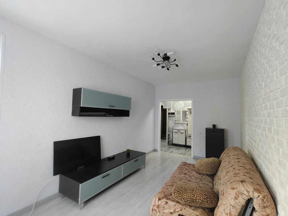 Екатеринбург, ул. Вильгельма де Геннина, 42 (Академический) - фото квартиры (6)