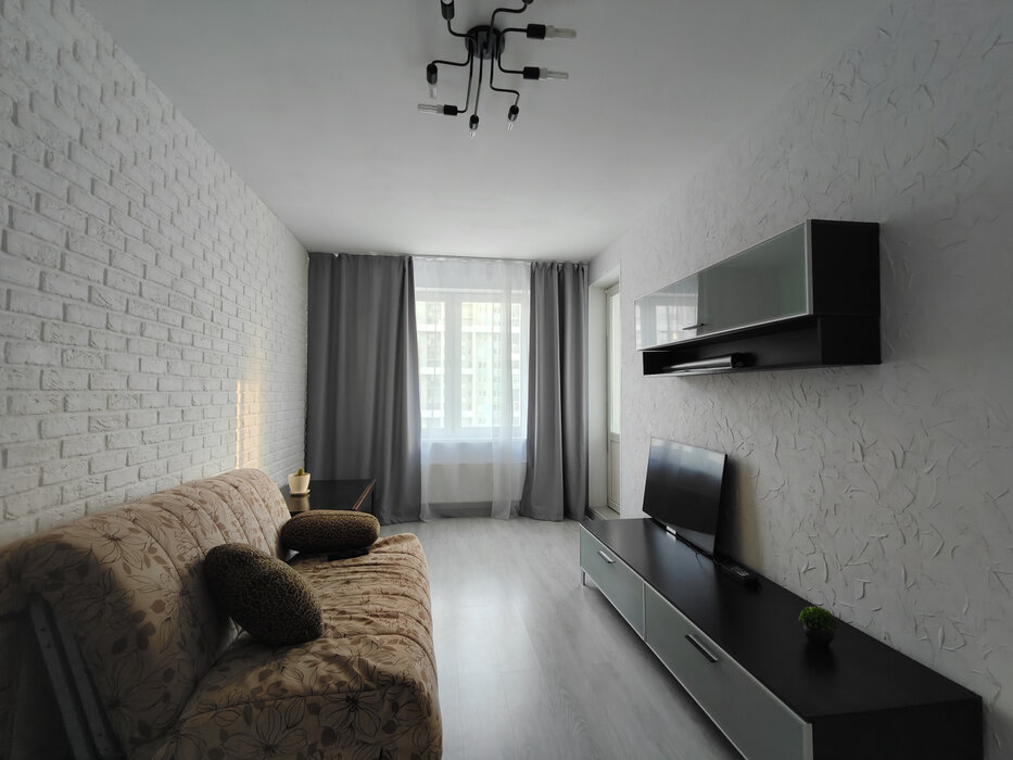 Екатеринбург, ул. Вильгельма де Геннина, 42 (Академический) - фото квартиры (8)