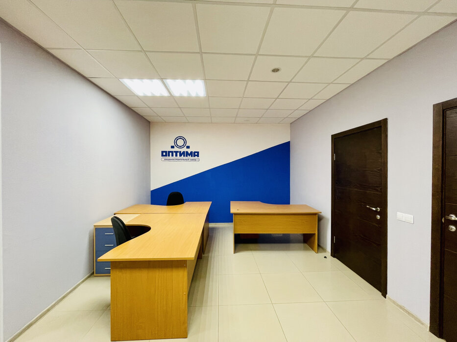 Екатеринбург, ул. Чкалова, 258 (УНЦ) - фото офисного помещения (1)