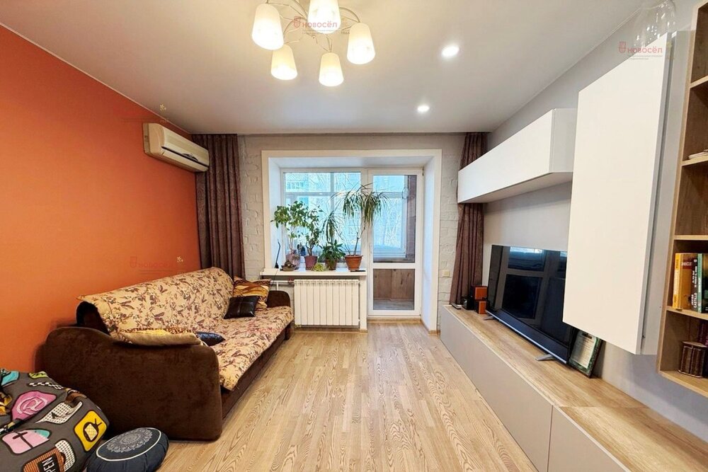 Екатеринбург, ул. Мамина-Сибиряка, 130 (Центр) - фото квартиры (3)