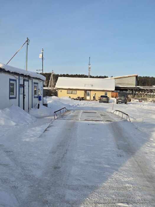 г. Сысерть, ул. 30 лет Октября, 1/1 (городской округ Сысертский) - фото земельного участка (2)