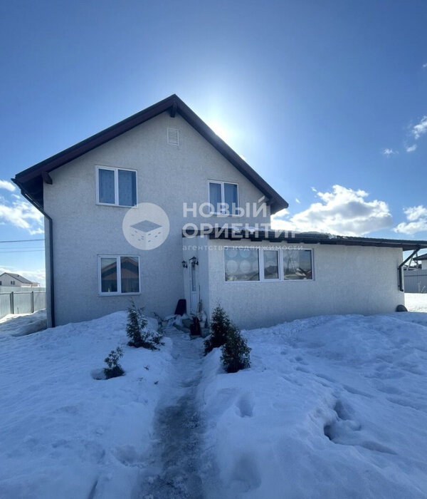 п. Прохладный, ул. Изумрудная, 27 (городской округ Белоярский) - фото дома (3)