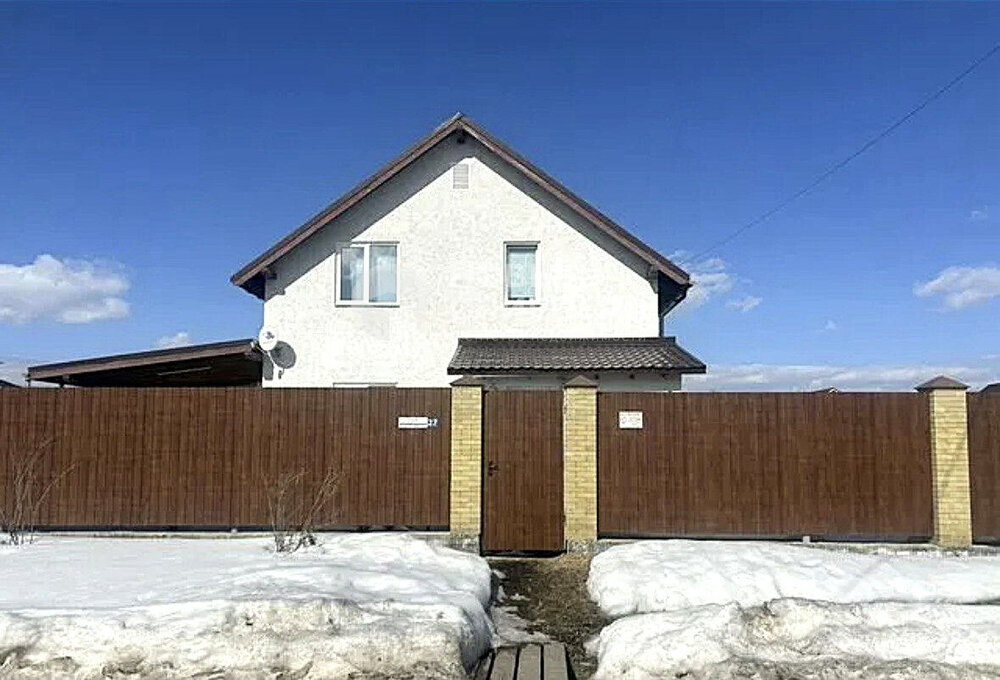 п. Прохладный, ул. Изумрудная, 27 (городской округ Белоярский) - фото дома (4)