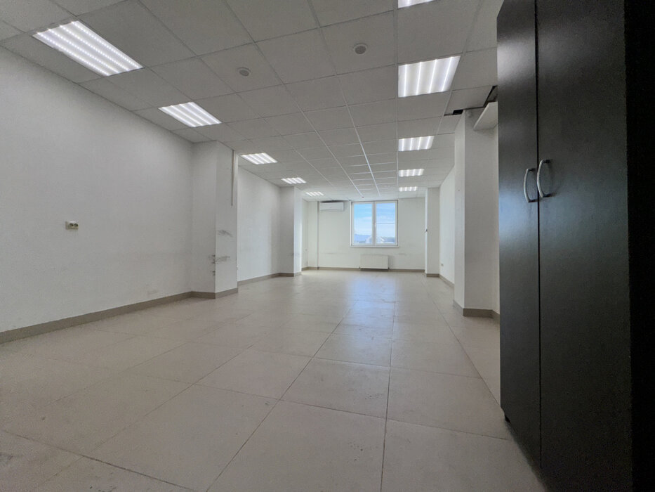 Екатеринбург, ул. Чкалова, 258 (УНЦ) - фото офисного помещения (1)