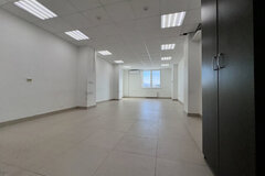 Екатеринбург, ул. Чкалова, 258 (УНЦ) - фото офисного помещения