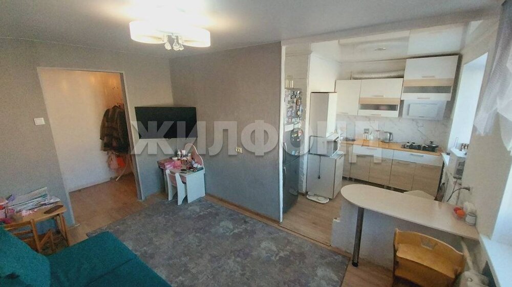 г. Верхняя Салда, ул. Карла Маркса, 17 (городской округ Верхнесалдинский) - фото квартиры (2)