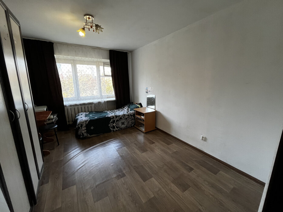 Екатеринбург, ул. Космонавтов, 70 (Эльмаш) - фото комнаты (4)