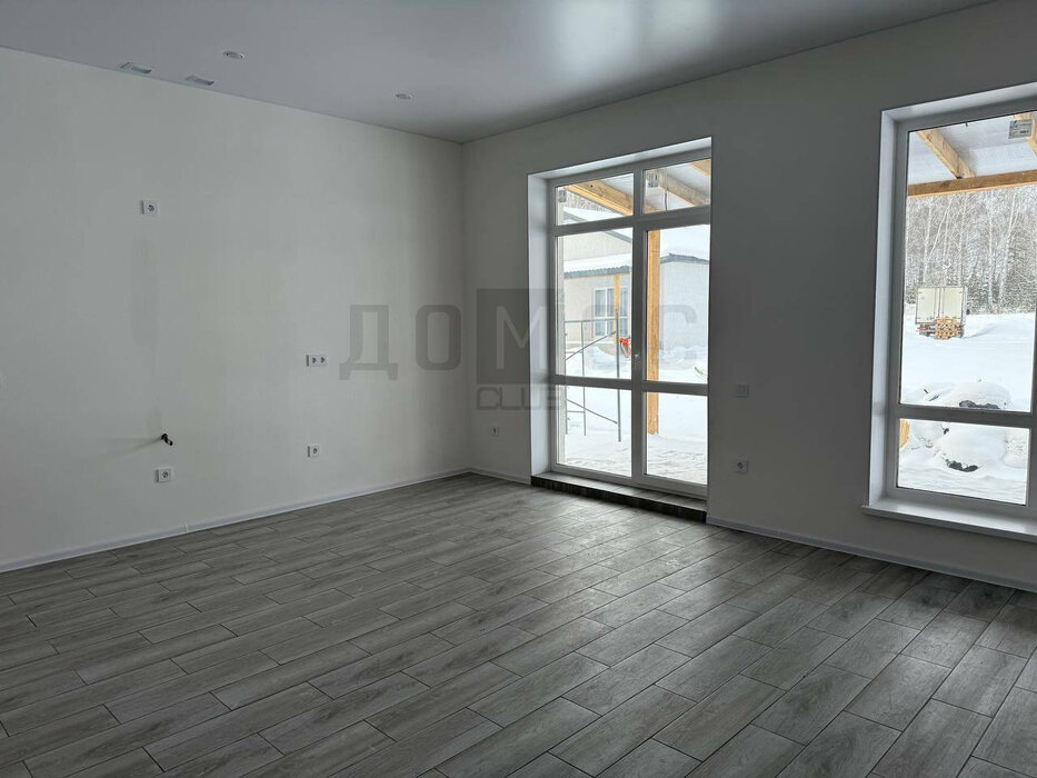 п. Прохладный, ул. Кедровая, 3 (городской округ Белоярский) - фото дома (5)