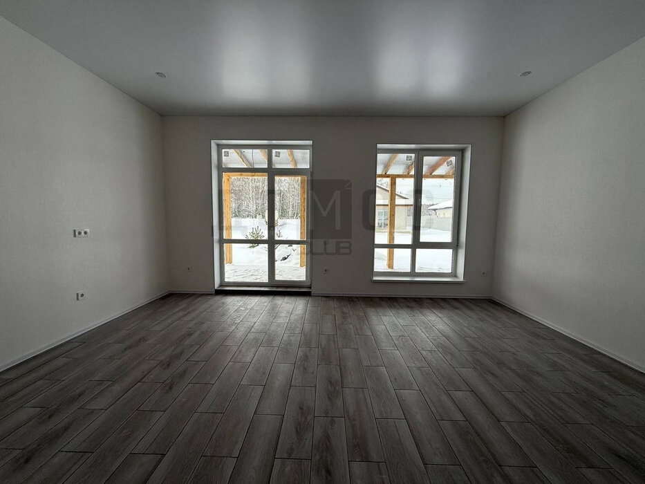 п. Прохладный, ул. Кедровая, 3 (городской округ Белоярский) - фото дома (7)