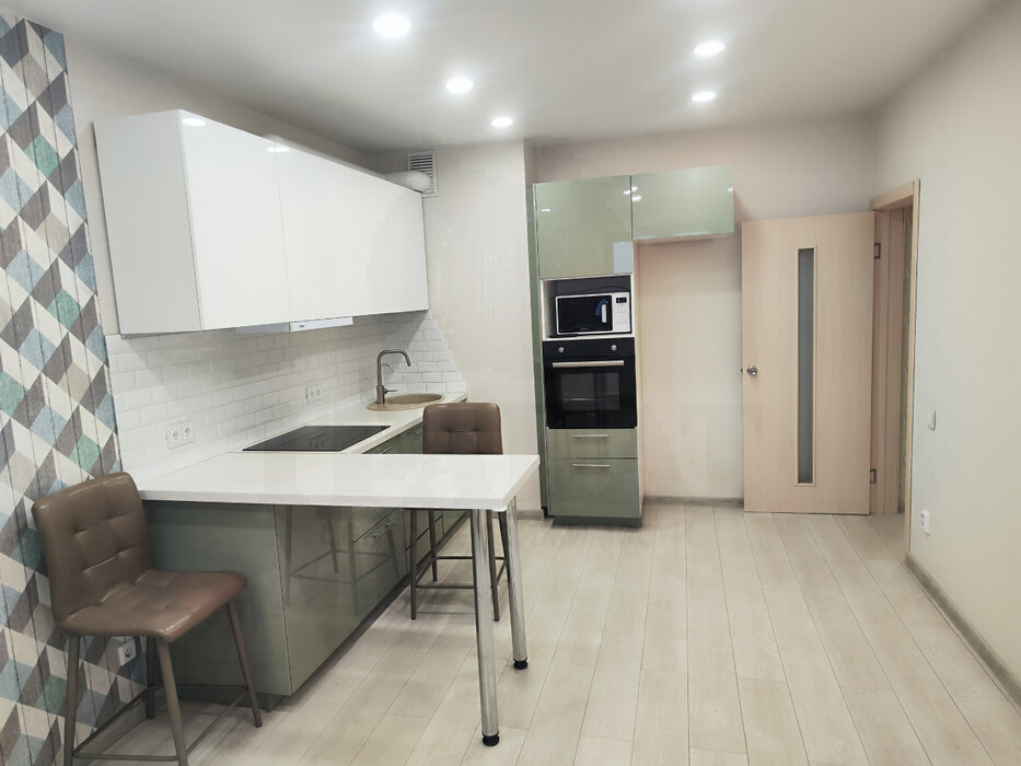 Екатеринбург, ул. Заводская, 92а (Юго-Западный) - фото квартиры (1)