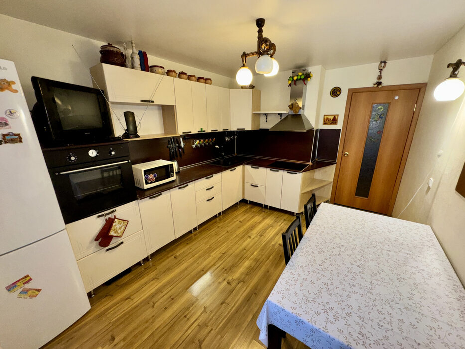 Екатеринбург, ул. Павла Шаманова, 12 (Академический) - фото квартиры (1)