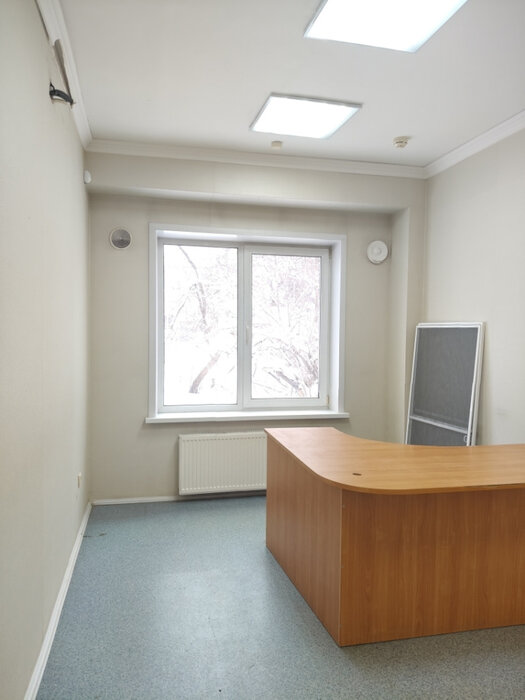 г. Первоуральск, ул. Комсомольская, 13 (городской округ Первоуральск) - фото офисного помещения (5)