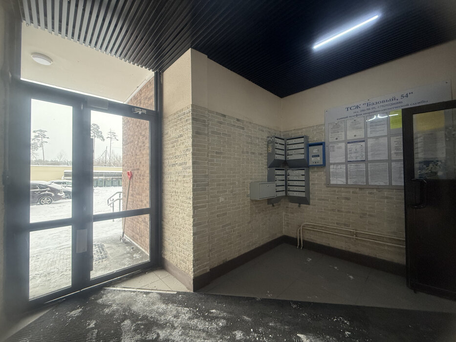 Екатеринбург, ул. Базовый, 54 (Автовокзал) - фото квартиры (3)