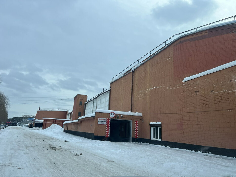 Екатеринбург, ул. Начдива Онуфриева, 55 (УНЦ) - фото гаража (5)