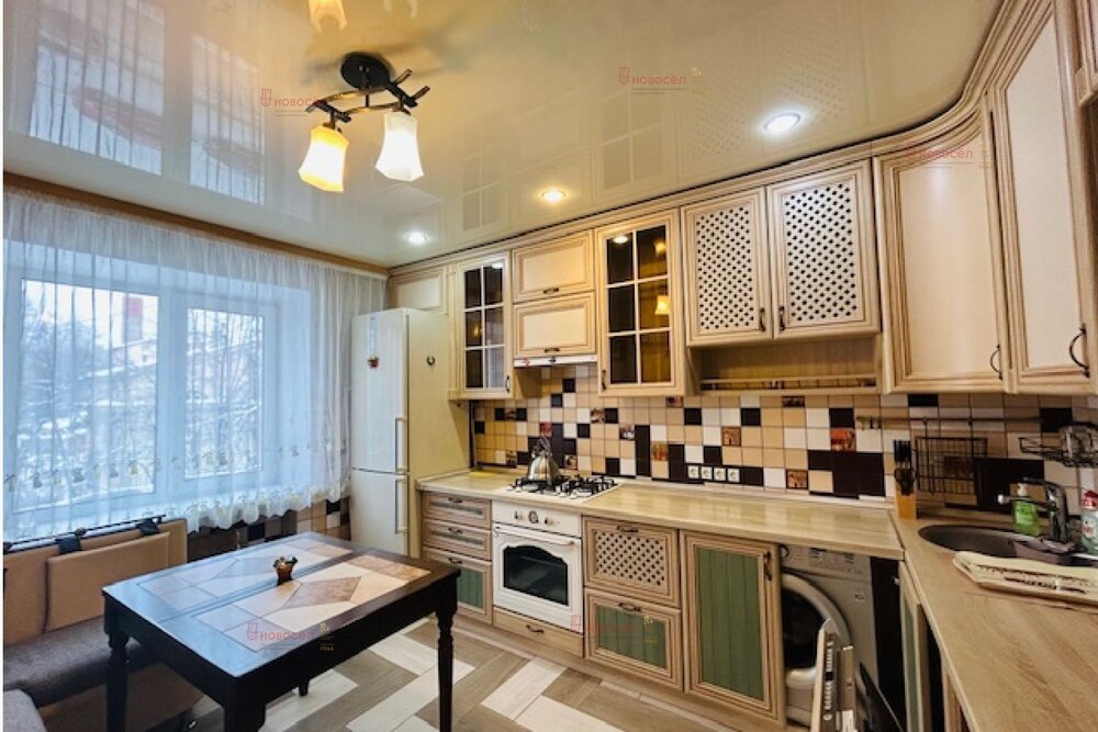 Екатеринбург, ул. Первомайская, 70 (Втузгородок) - фото квартиры (5)