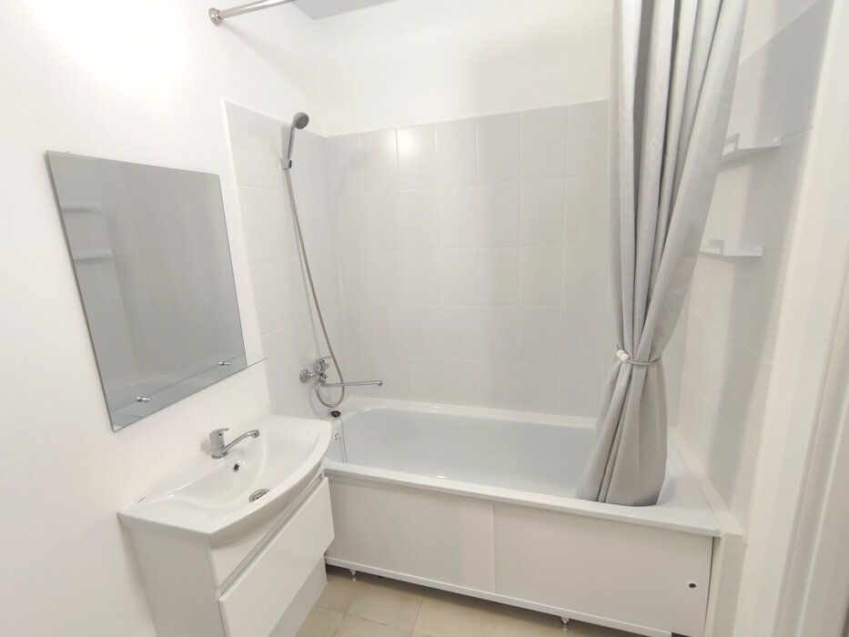 Екатеринбург, ул. Ландау, 35а/2 (Академический) - фото квартиры (8)