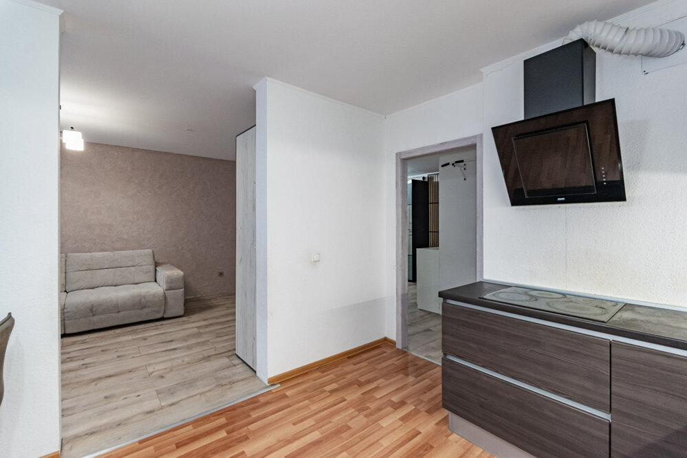 Екатеринбург, ул. Михеева, 10 (УНЦ) - фото квартиры (3)