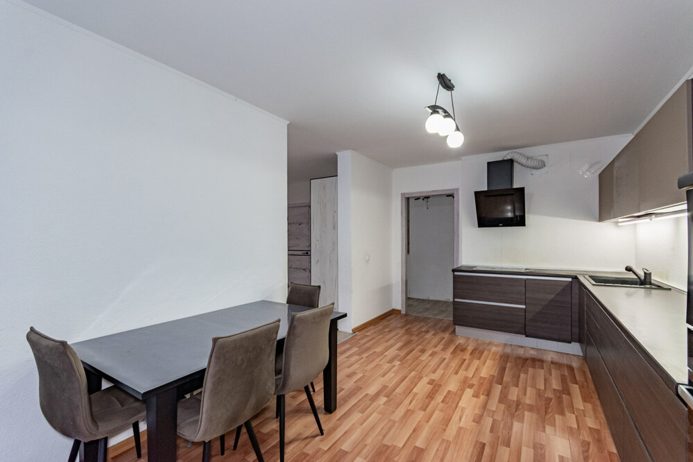 Екатеринбург, ул. Михеева, 10 (УНЦ) - фото квартиры (5)