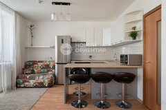 Екатеринбург, ул. Бакинских комиссаров, 93 (Уралмаш) - фото квартиры