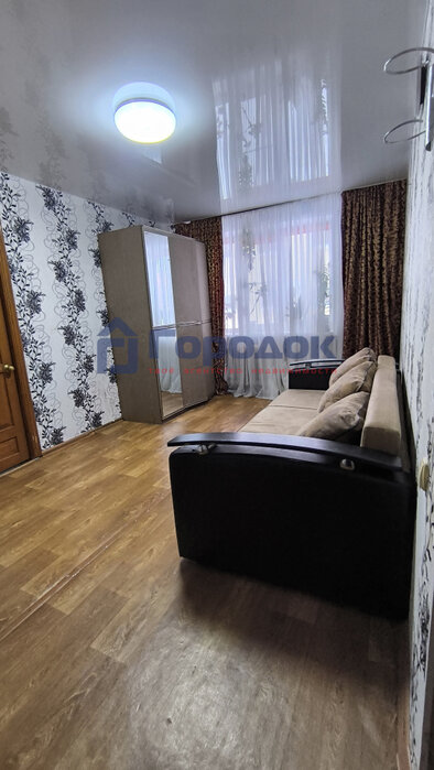 г. Каменск-Уральский, ул. Октябрьская, 112 (городской округ Каменский) - фото квартиры (1)