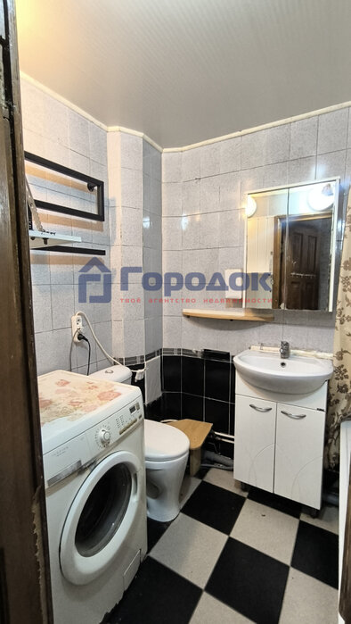 г. Каменск-Уральский, ул. Октябрьская, 112 (городской округ Каменский) - фото квартиры (7)