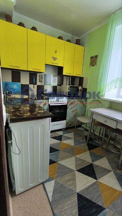 г. Каменск-Уральский, ул. 1-й Проезд, 14 (городской округ Каменский) - фото квартиры (4)