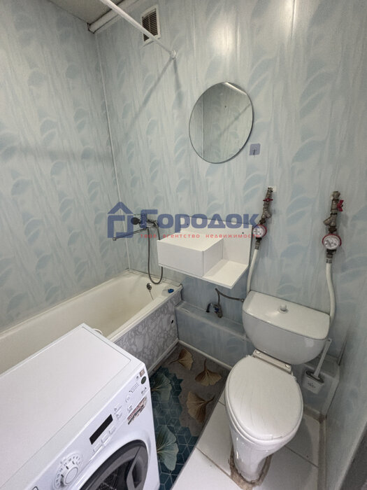 г. Каменск-Уральский, ул. Калинина, 5 (городской округ Каменский) - фото квартиры (8)