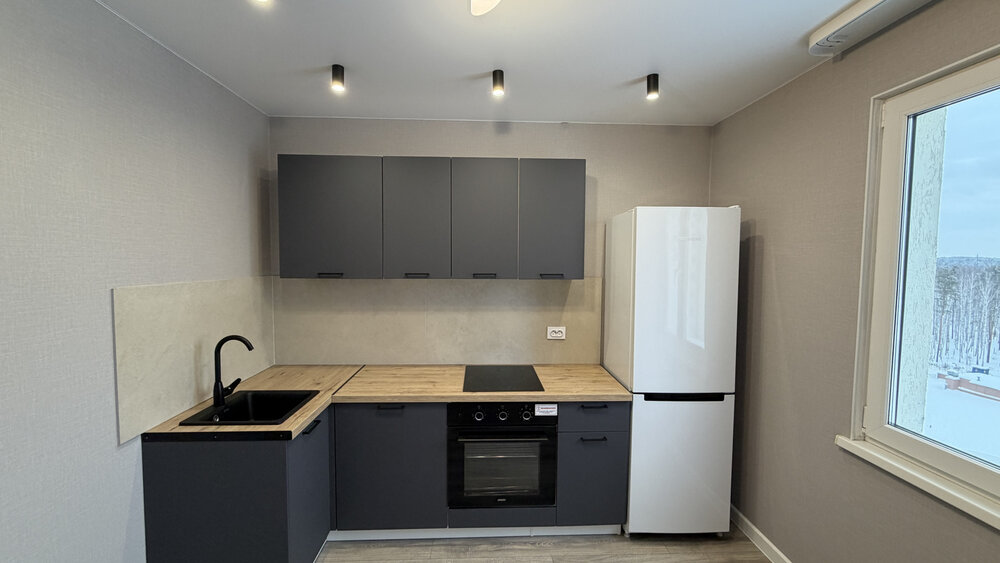 Екатеринбург, ул. Анатолия Мехренцева, 9 (УНЦ) - фото квартиры (1)