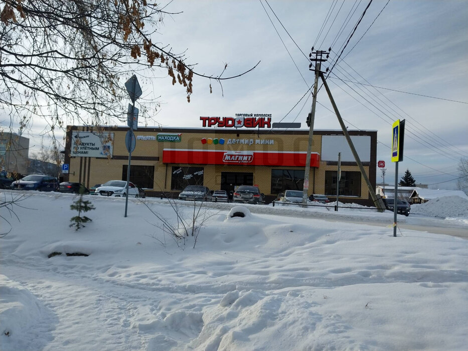 г. Реж, ул. Трудовая, 40 (городской округ Режевской) - фото торговой площади (2)