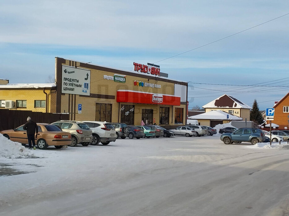 г. Реж, ул. Трудовая, 40 (городской округ Режевской) - фото торговой площади (3)