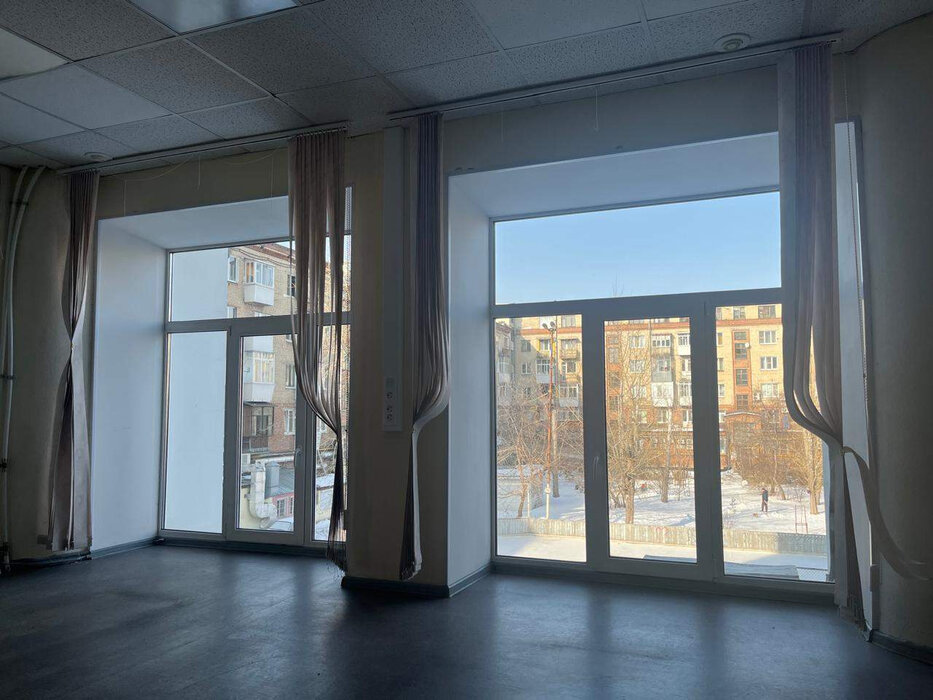 Екатеринбург, ул. Луначарского, 134Б (Центр) - фото офисного помещения (6)