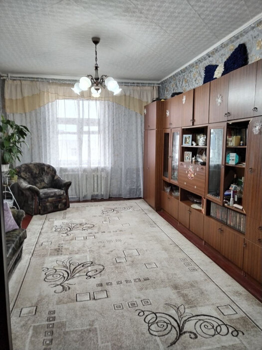 г. Первоуральск, ул. Ватутина, 39 (городской округ Первоуральск) - фото квартиры (9)