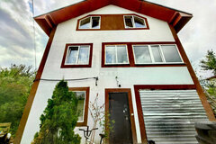 Екатеринбург, ул. ССХИ, 18 (Пионерский) - фото дома