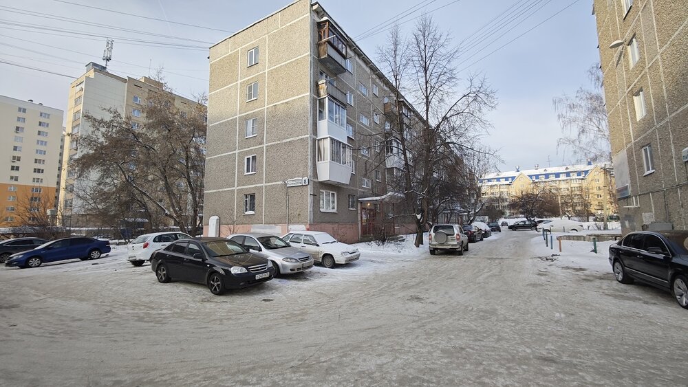 Екатеринбург, ул. Патриотов, 8 (Уктус) - фото комнаты (1)