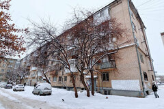 Екатеринбург, ул. Восточная, 19а (Шарташский рынок) - фото квартиры