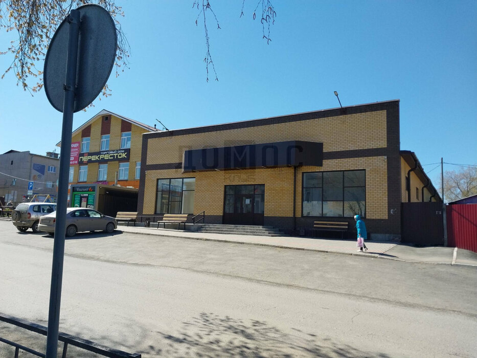 г. Реж, ул. Большевиков, 9 (городской округ Режевской) - фото торгового помещения (2)
