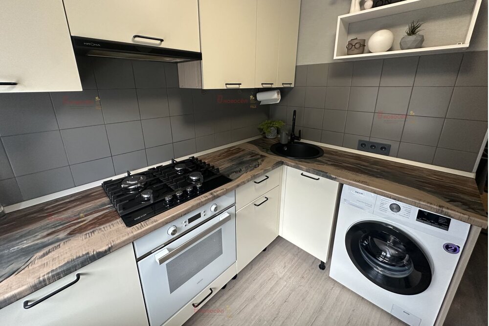 Екатеринбург, ул. Луначарского, 135 (Центр) - фото квартиры (5)