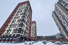 Екатеринбург, ул. Владимира Белоглазова, 5 (Эльмаш) - фото квартиры